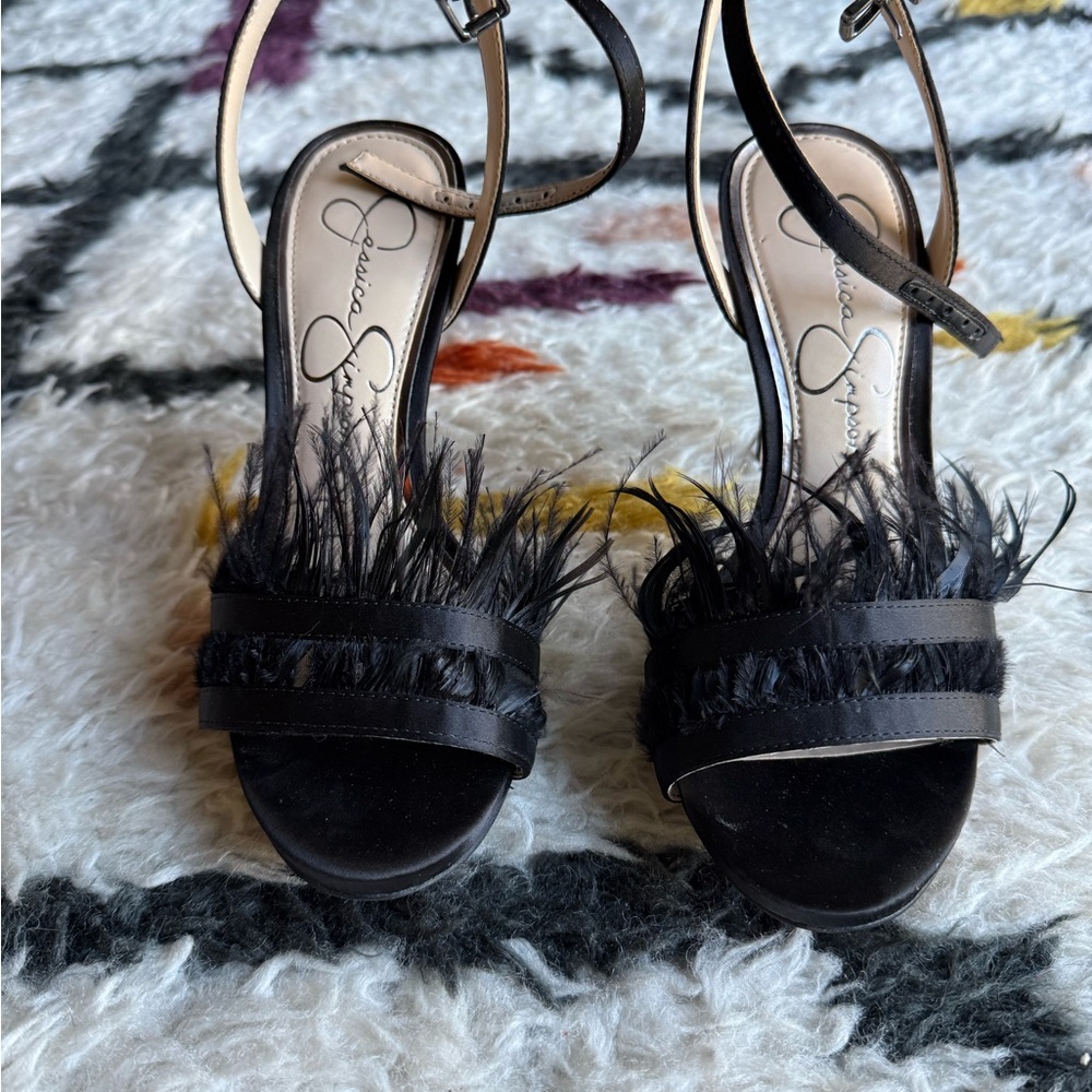 Jessica Simpson Black Feathered Women's Sandals